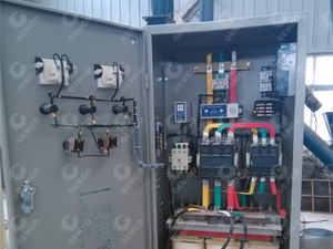 550型顆粒機電控柜 550型顆粒機電控柜
